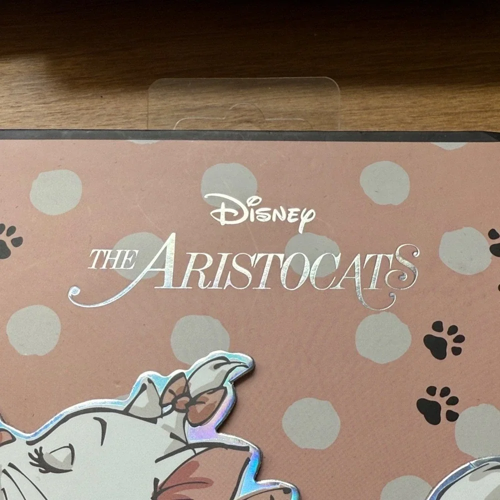 Disney The Aristocats Marie Eyeshadow Palette 12 Shades Taste‎ Beauty New